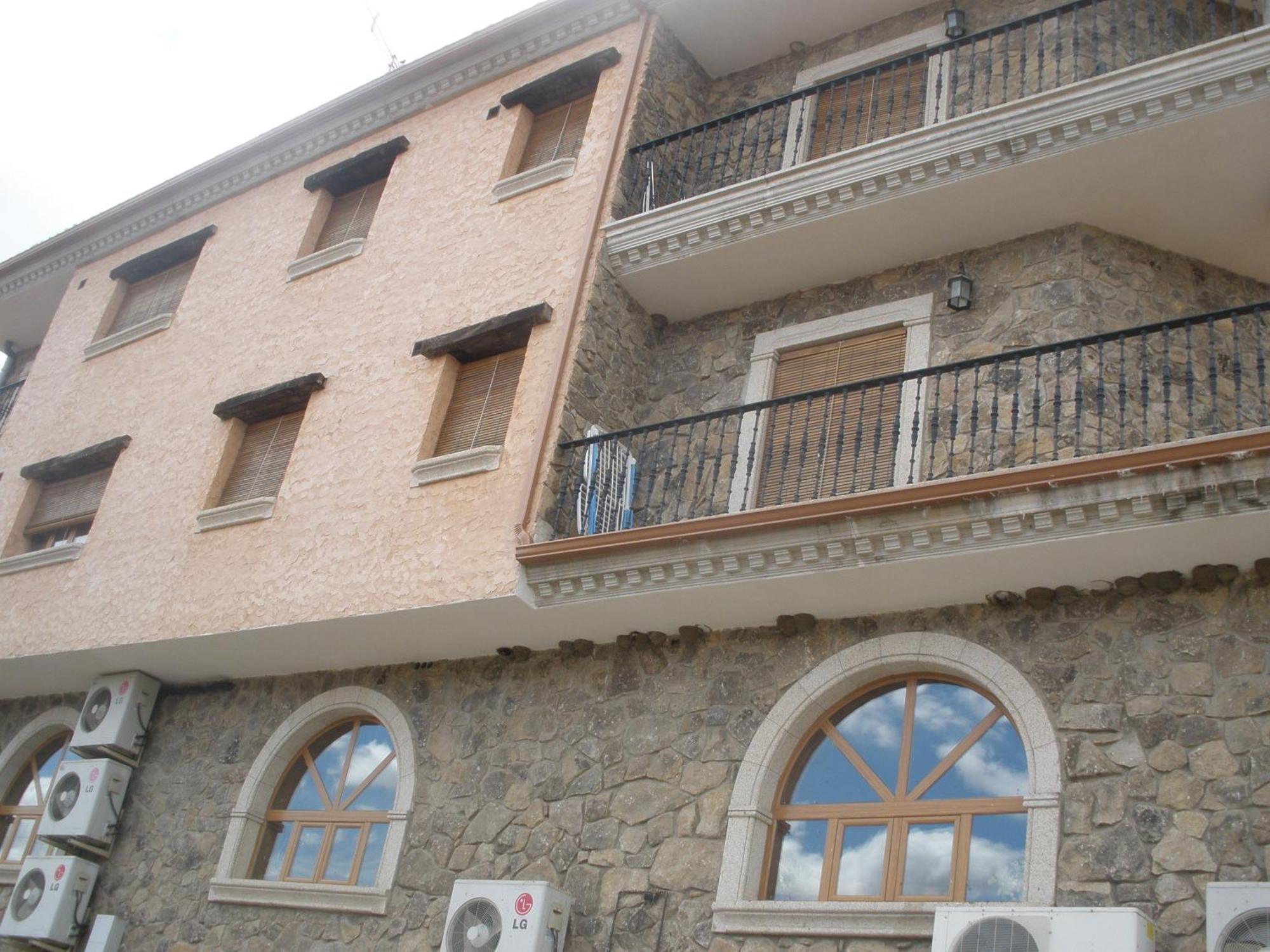 Complejo Penafiel Apartment Zarza La Mayor Exterior photo