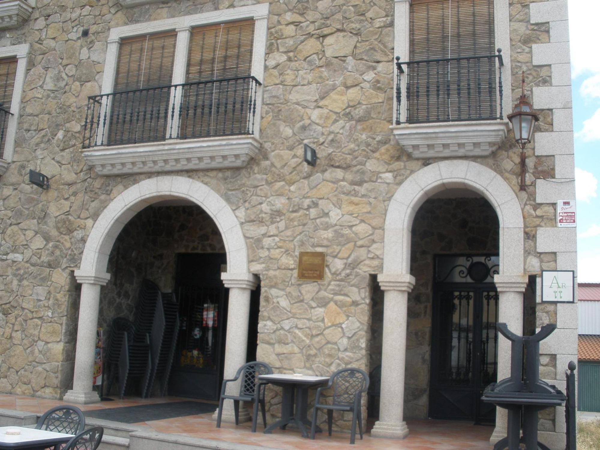 Complejo Penafiel Apartment Zarza La Mayor Exterior photo